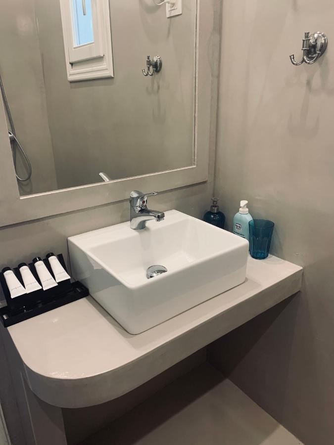 Sorina Beloved Rooms Spétses Екстериор снимка